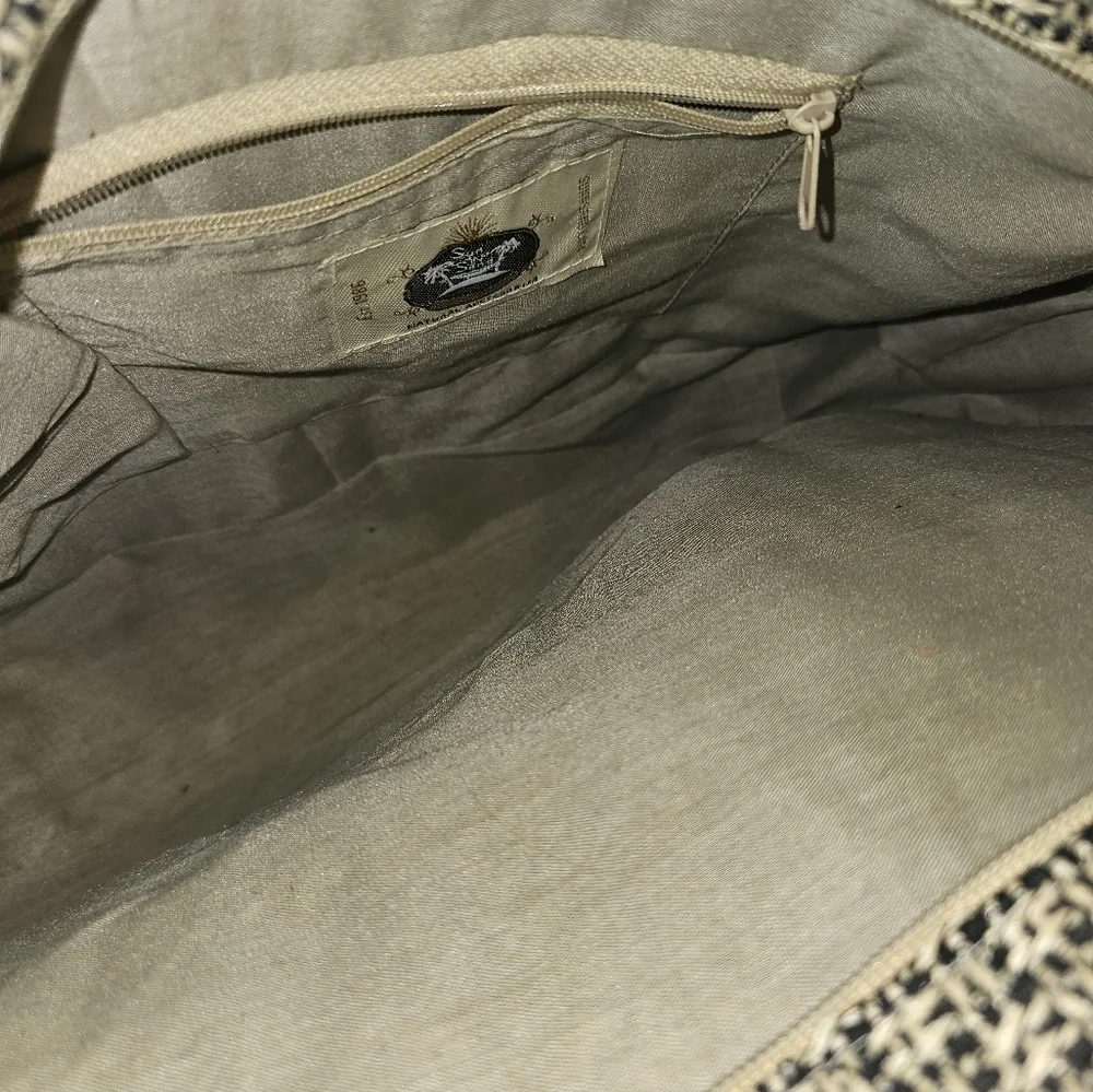 BN Sun n Sand Straw Bag - Picture 3 of 3
